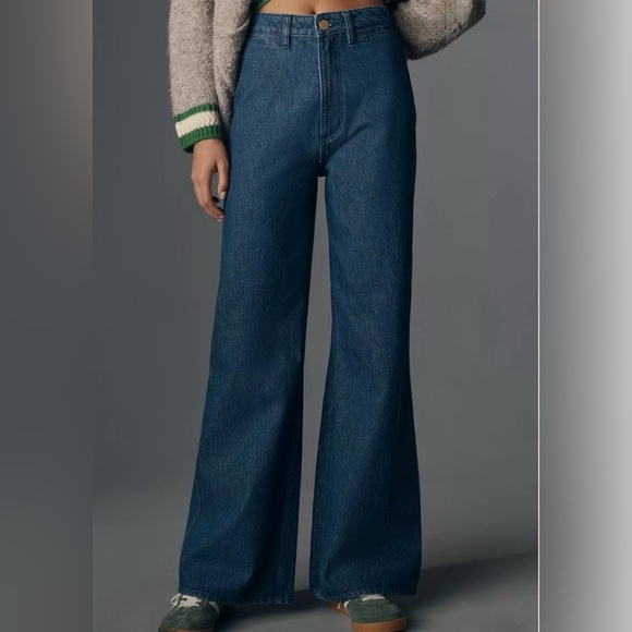 NWT Rolla's Studio Flare Jeans in Stone Organic - Picture 3 of 6